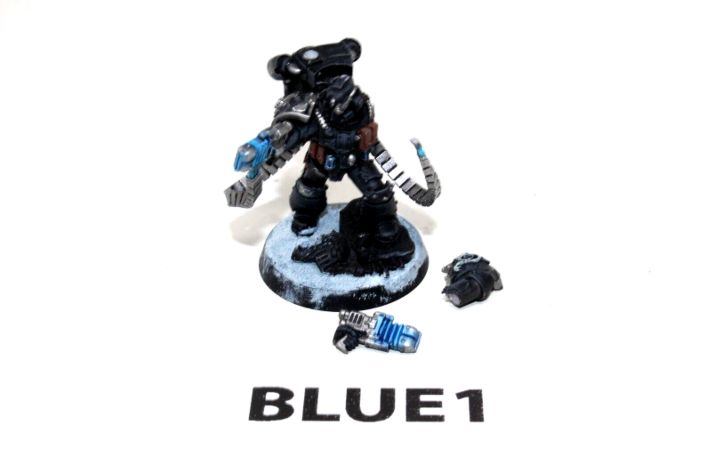 Warhammer Space Marines Legion Moritat with Plasma Pistols BLUE1