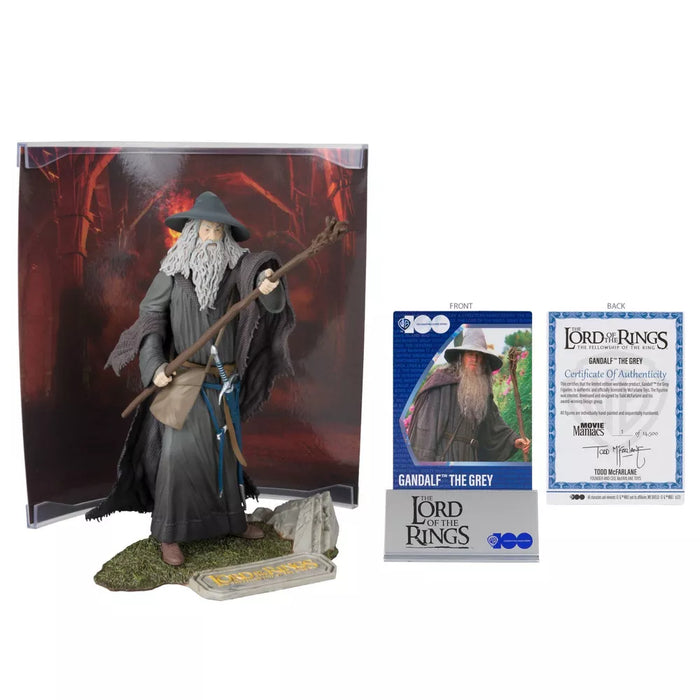 MOVIE MANIACS 6IN POSED - Gandalf Lord of the Rings New - Tistaminis