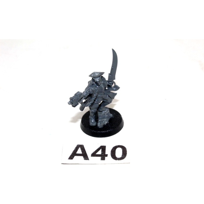 Warhammer Imperial Guard Commissar A40