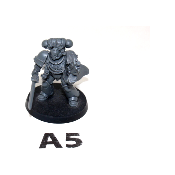 Warhammer Space Marines Primaris Captain A5