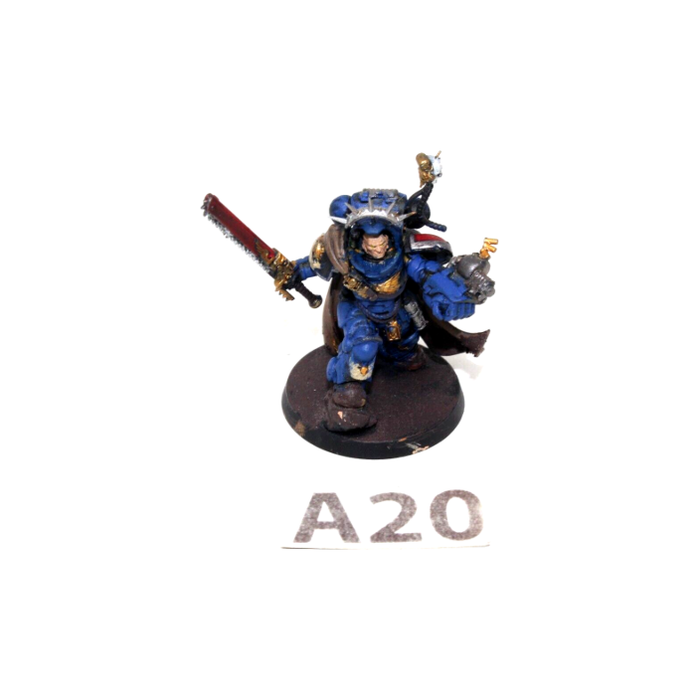 Warhammer Space Marines Captain A20