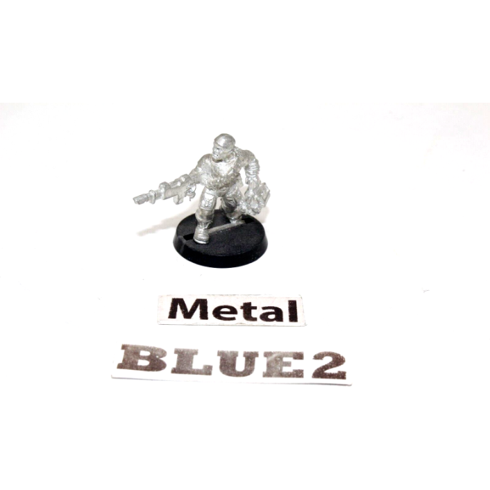 Warhammer Imperial Guard Catachan Medic Metal BLUE2