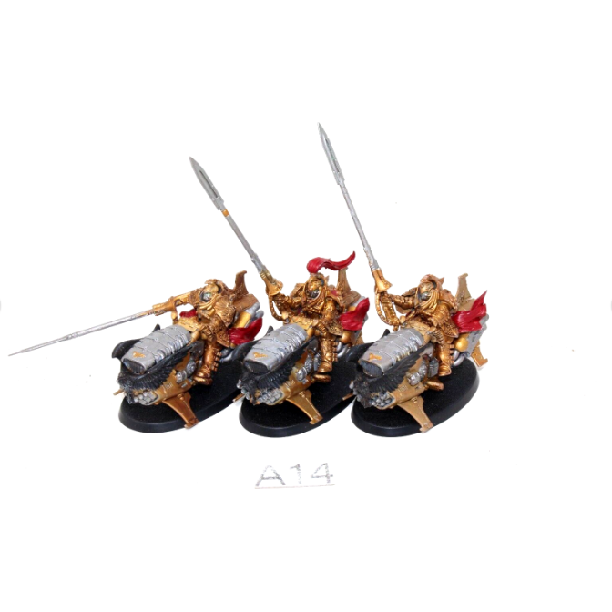 Warhammer Adeptus Custodes Vertus Praetors A14