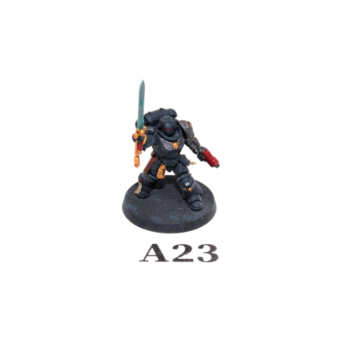 Warhammer Space Marines Primaris Lieutenant A23