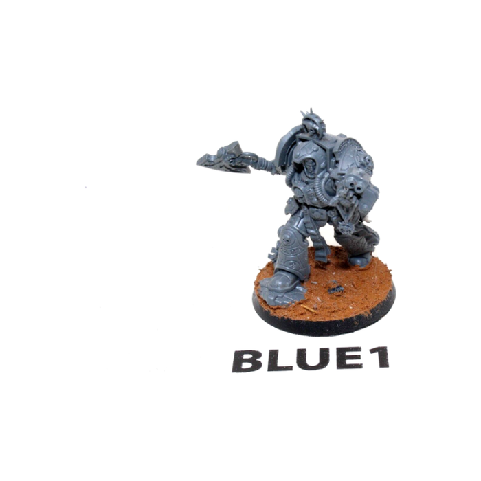 Warhammer Space Marines Librarian in Terminator Armour BLUE1