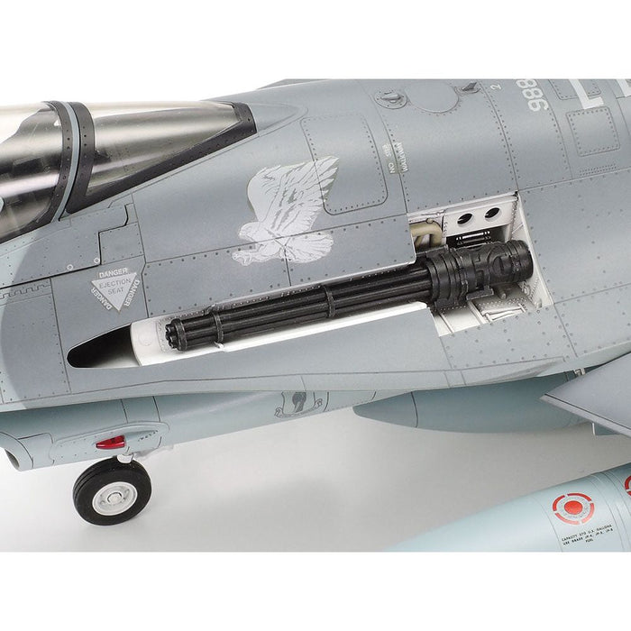 TAM60315 LOCKHEED F-16CJ FIGHTING FALCON (1/32)