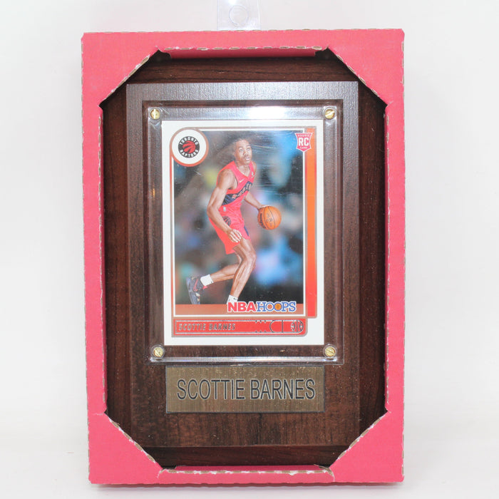 NBA PLAQUE WITH CARD 4X6 RAPTORS SCOTTIE BARNES - Tistaminis