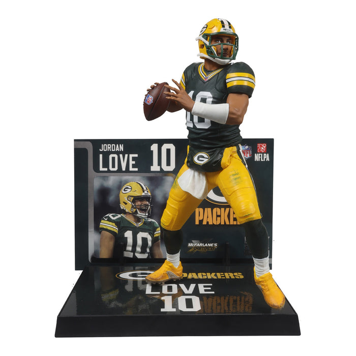 NFL POSED - JORDAN LOVE (GREEN BAY PACKERS)