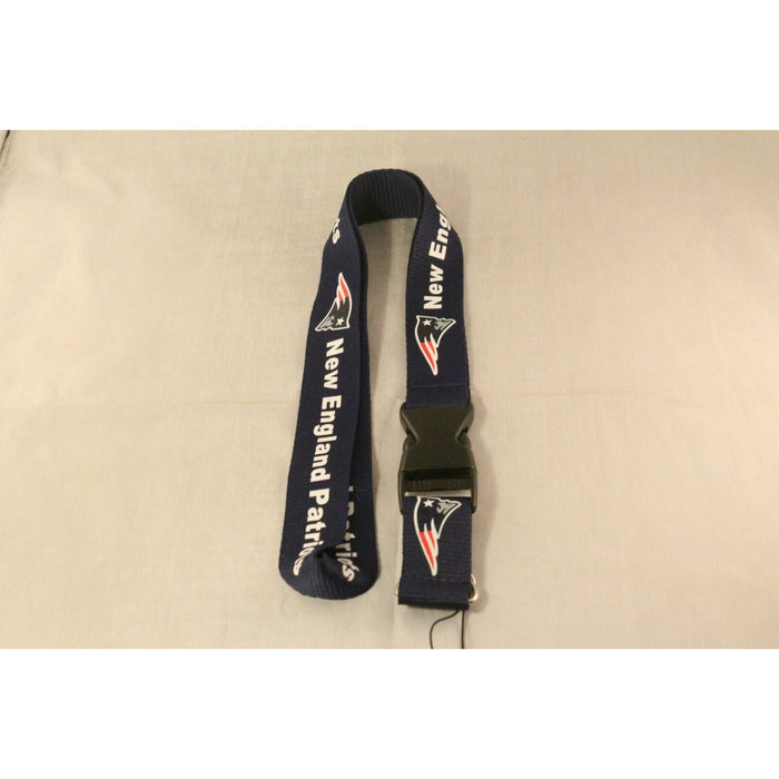 NFL Football Keychain Lanyard Brand New - Multiple Team Options - Tistaminis