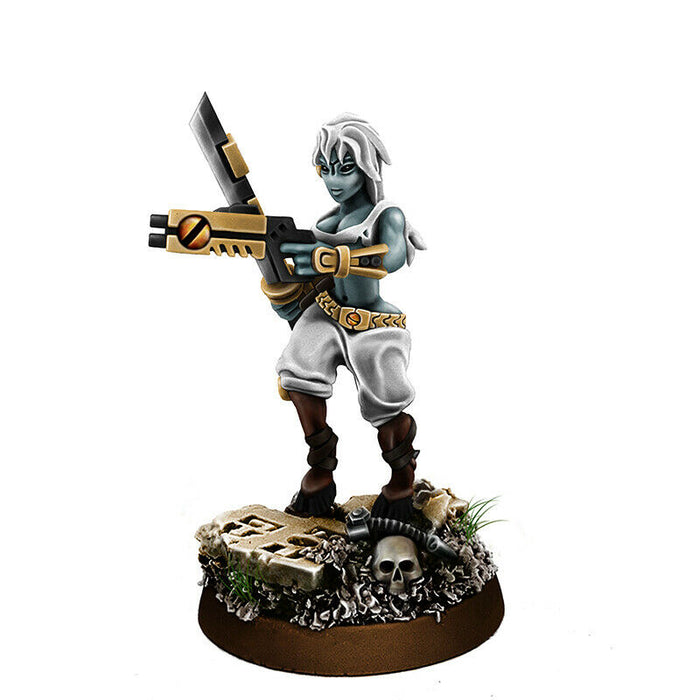 Wargames Exclusive - GREATER GOOD WIDOW OF VENGEANCE WITH SWORD AND GUN New - TISTA MINIS