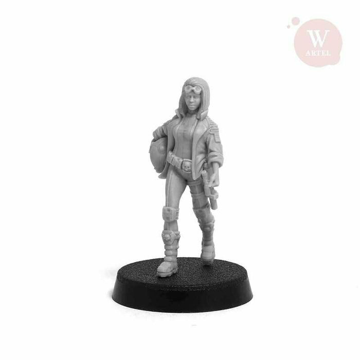 Artel Miniatures - The Pilot's Heiress 28mm New - TISTA MINIS