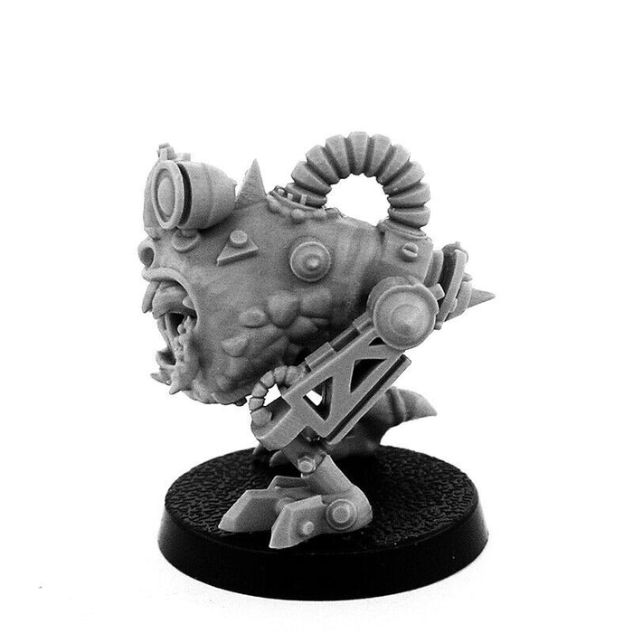 Wargames Exclusive ORK PIRANHA CYBORG SQUEEG New - TISTA MINIS