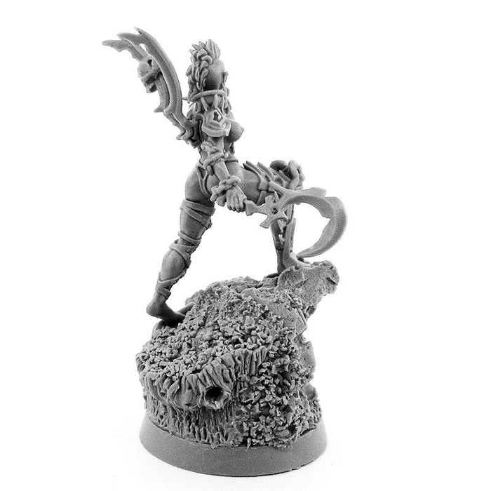 Wargames Exclusive DARK SIDE FEMALE KABALITE CHAMPION New - TISTA MINIS