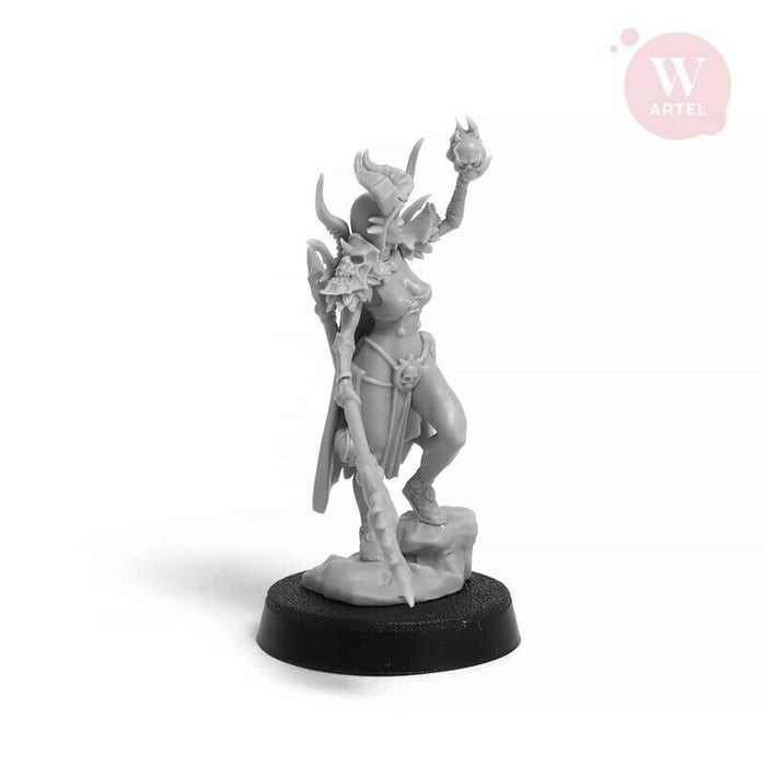 Artel Miniatures - Witch Queen 28mm New - TISTA MINIS