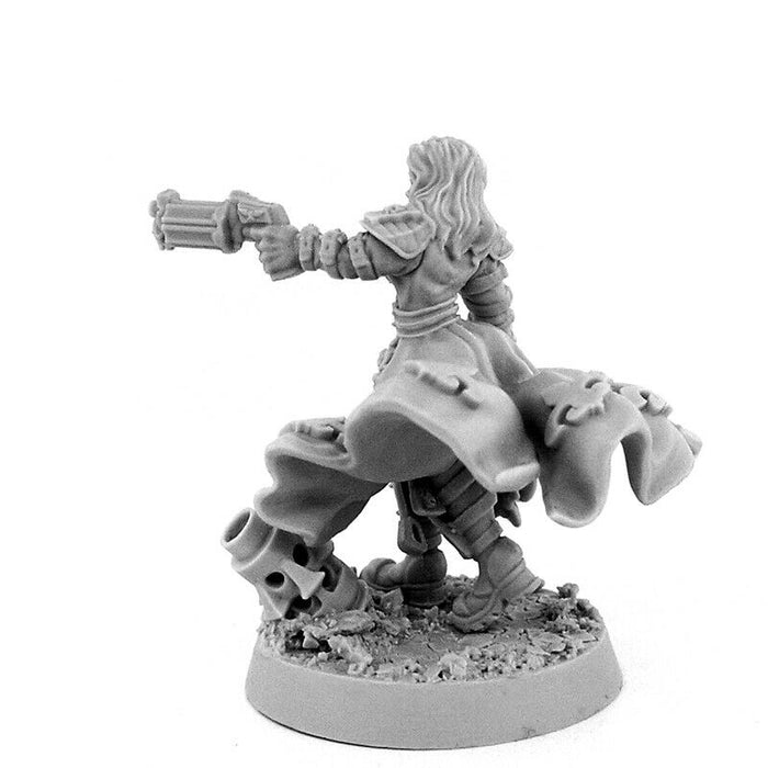 Wargames Exclusive HERESY HUNTER FEMALE INQUISITOR XENO TRAPPER New - TISTA MINIS