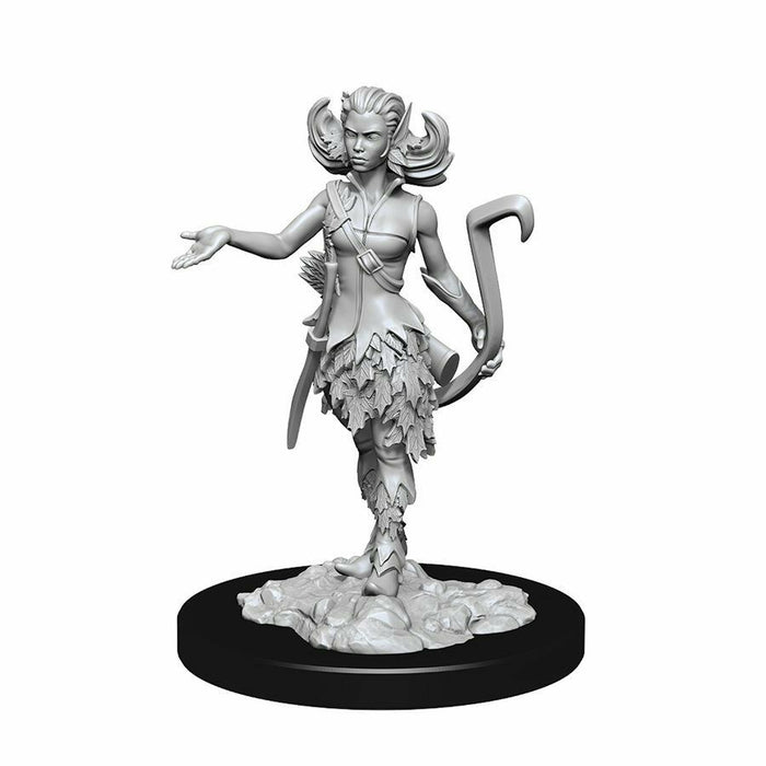 Dungeons and Dragons	Nolzur's Marvelous Miniatures: Wave 15: Autumn Eladrin & Su - Tistaminis