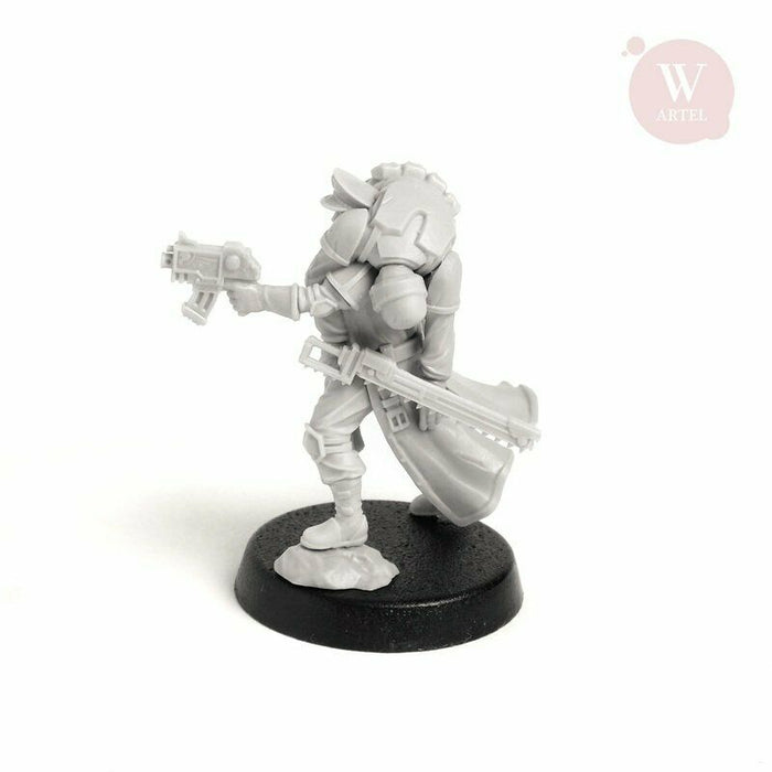 Artel Miniatures - Commissar Raivel 28mm New - TISTA MINIS