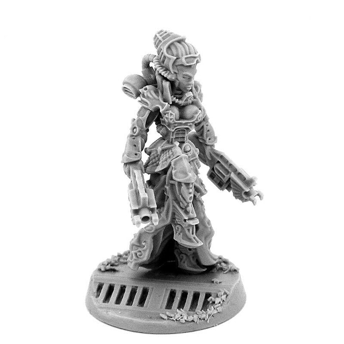 Wargames Exclusive HERESY HUNTER FEMALE INTERCEPTOR INQUISITOR New - TISTA MINIS