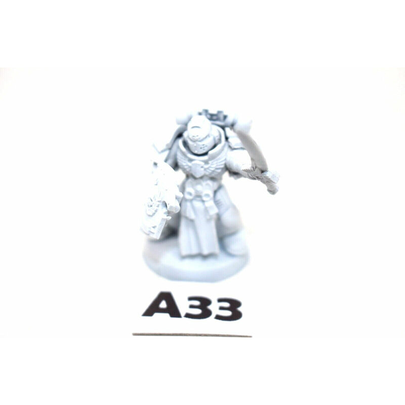 Warhammer Space Marines Captain - A33 - Tistaminis