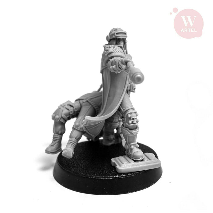 Artel Miniatures - L.E.U - The Judge New - TISTA MINIS