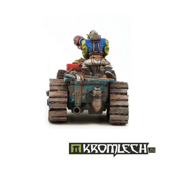 Kromlech Orc Halftrack with Flamer New - TISTA MINIS