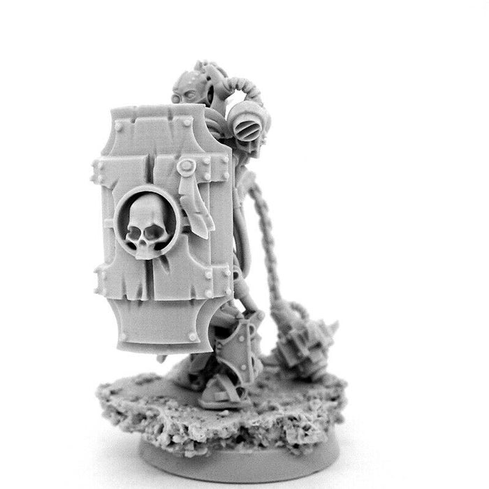 Wargames Exclusive HERESY HUNTER DOMINATOR WITH FLAIL AND SHIELD New - TISTA MINIS