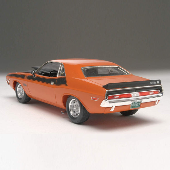 REV2596 '70 DODGE CHALLENGER T/A 2N1 (1/24) SL4 New - Tistaminis