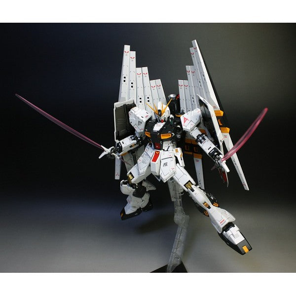 Bandai Nu Gundam (Ver. Ka) "Char's Counterattack", Bandai MG New - Tistaminis