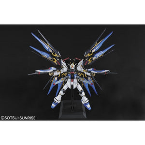Bandai Gundam PG ZGMF-X20A Strike Freedom Gundam New - Tistaminis